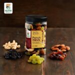 NUTRI HARVEST Panch Meva Premium Dry Fruits Mix pack, Natural Blend of Almonds, Cashews,Black and green Raisins and diced Dates| Fit for Fasting | (Re-sealable pack for freshness) 2*250 gram(500gram) - Image 5
