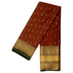 Kanchipuram Soft Silk saree border with intricate gold zari work